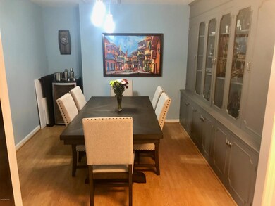 16 Concord St unit RIGHT, Greenwich, CT 06831 - photo 5