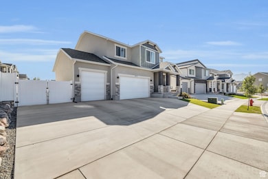 8318 N Sun Crest Dr, Eagle Mountain, UT 84005 - photo 2