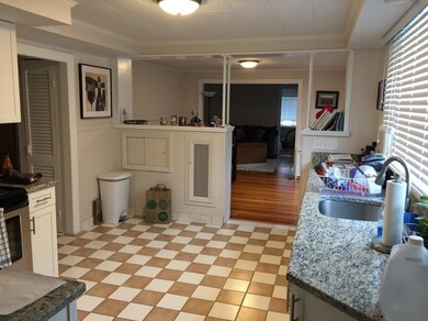 40 Hamilton St unit 1, Medford, MA 02155 - photo 4