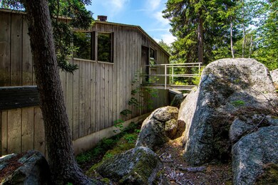 21 Old Quarry Road Stonington-large-027-