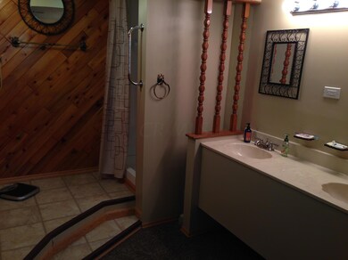 Large updated bathroom!
