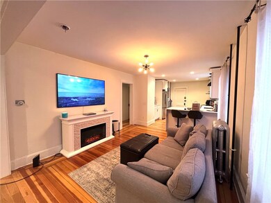 18 Apthorp Ave, Newport, RI 02840 - photo 3