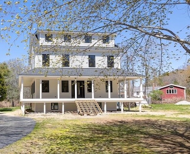 2 Deerfield Rd, Freeport, ME 04032 - photo 2