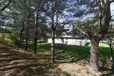 6072 Johnston Rd, Slingerlands, NY 12159 - photo 3