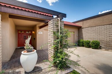 5202 N 78th Way Scottsdale AZ-large-001-