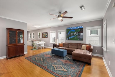 Bamboo floors and open concept