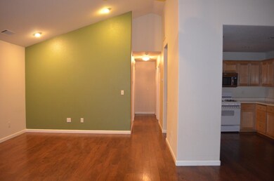 livingroom & kitchen 3