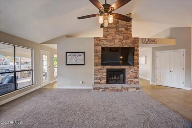 09-W McRae Way-009