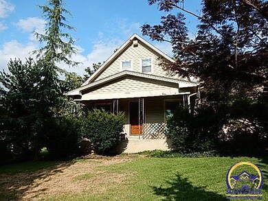 2508 SW Fillmore St, Topeka, KS 66611 - photo 3