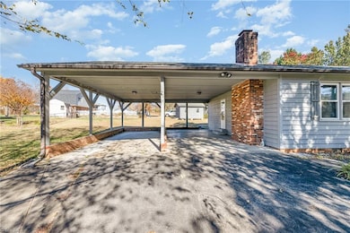 805 Lewisville Clemmons Rd, Lewisville, NC 27023 - photo 4