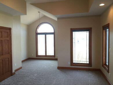 2702 Northview Ln, Cedar Falls, IA 50613 - photo 7