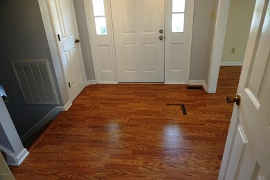 113 Mcrae Ct, Jacksonville, NC 28546 - photo 6