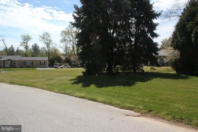 8228 Reece Heights Dr, Severn, MD 21144 - photo 7