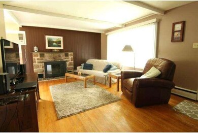 84 Maugers Mill Rd, Pottstown, PA 19464 - photo 2