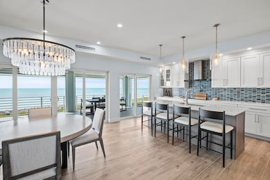 254-W-Seaview-Circle-2024-dining-area-1