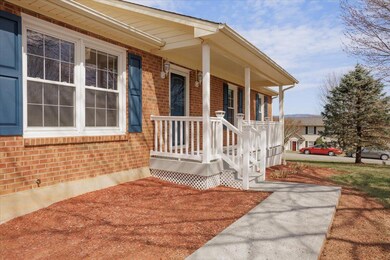 04-174 Ray St_04