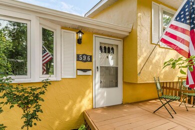 596 Oak Hollow Ct 10
