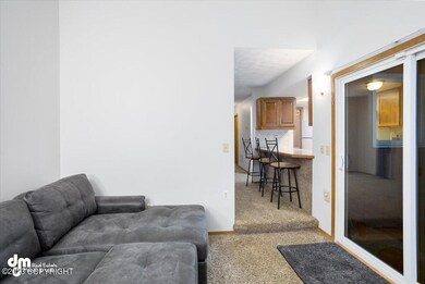 03-Living Room_IMG_4512-Edit