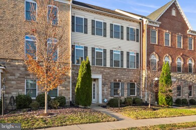 42365 Pine Forest Dr, Chantilly, VA 20152 - photo 3