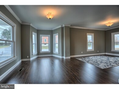 402 W High St, Womelsdorf, PA 19567 - photo 4