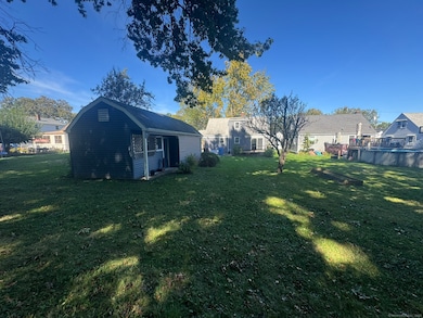 34 Hutchinson St, New Britain, CT 06053 - photo 3