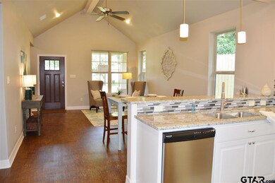 1815 Knob Hill Dr, Tyler, TX 75701 - photo 4