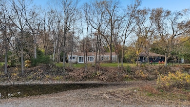 5686 N River Forest Dr, Milwaukee, WI 53209 - photo 5