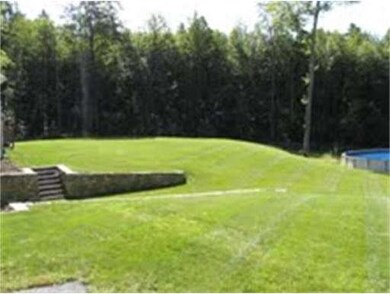 1 Manor Forest Cir, Charlton, MA 01507 - photo 5