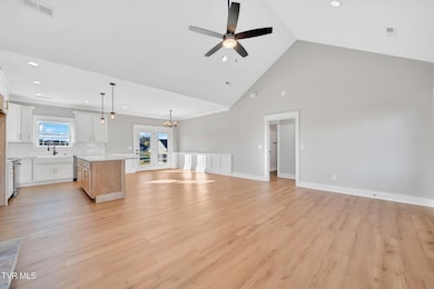 8-web-or-mls-1419 cabot cv-8