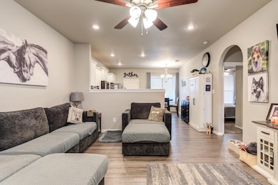 9801 Avenue R, Lubbock, TX 79423 - photo 6