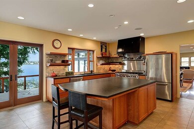 7455 W Mercer Way, Mercer Island, WA 98040 - photo 5