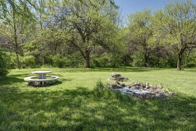 Leawood (33)