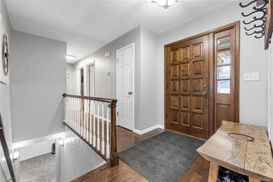 150 31st St NW, Cedar Rapids, IA 52405 - photo 3