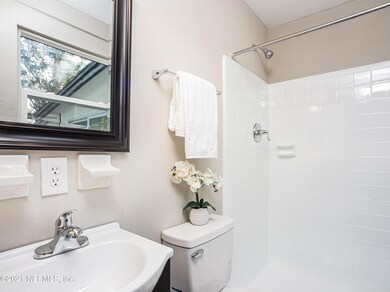 6521 Wilson Blvd, Jacksonville, FL 32210 - photo 4