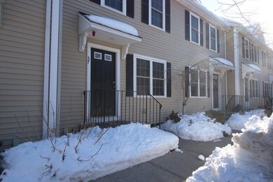 37 Boxberry Ln, Rockland, MA 02370 - photo 2