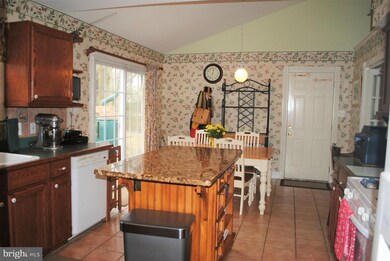 1461 Harrow Ave, Crofton, MD 21114 - photo 5