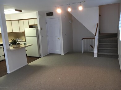 3918 Victory Blvd unit 3920, Staten Island, NY 10314 - photo 6