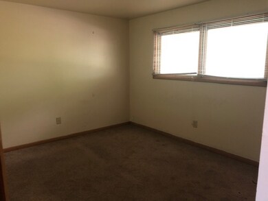 804 N Gladstone Ave unit A, Aurora, IL 60506 - photo 6