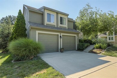 8052 Monrovia St, Lenexa, KS 66215 - photo 2