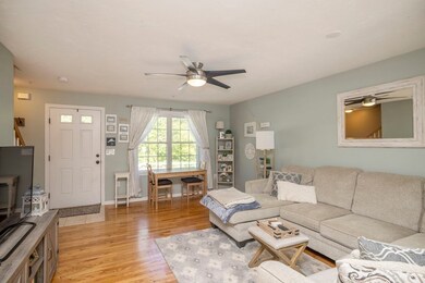 34 Boxberry Ln, Rockland, MA 02370 - photo 2