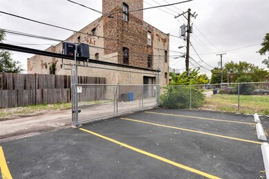 4527 S Evans Ave unit 3, Chicago, IL 60653 - photo 2