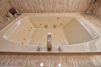 4709 Pembroke Rd, Matteson, IL 60443 - photo 2