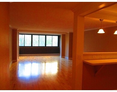 9 Hawthorne Place unit 4M, Boston, MA 02114 - photo 3