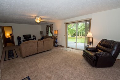 57247 Horseshoe Ct, Goshen, IN 46528 - photo 6