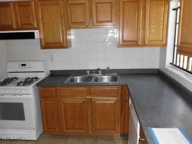 C:\fakepath\023-329232 - Kitchen II