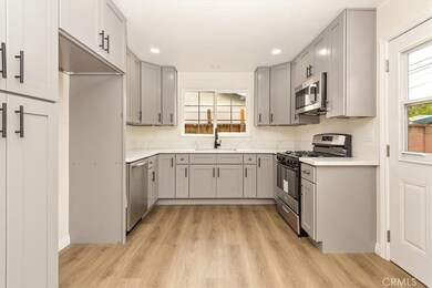New Modern Kitchen, Soft Closing Cabinets, New Appliances, Recessed Lighting