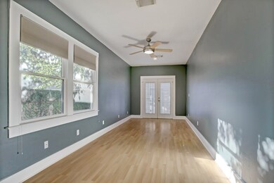 859 E 25th St, Houston, TX 77009 - photo 7