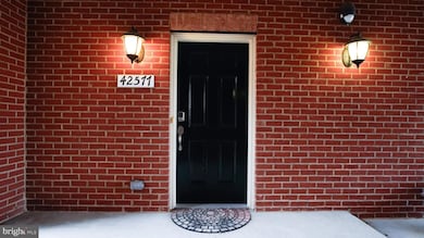 42577 Sunset Ridge Square, Ashburn, VA 20148 - photo 2