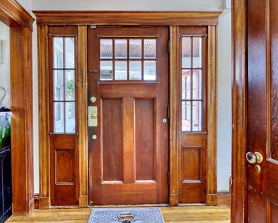 7 Pender St, West Roxbury, MA 02132 - photo 3