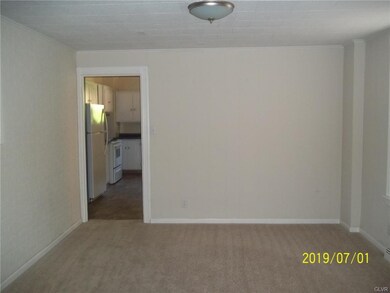 268 S Walnut St, Slatington, PA 18080 - photo 3